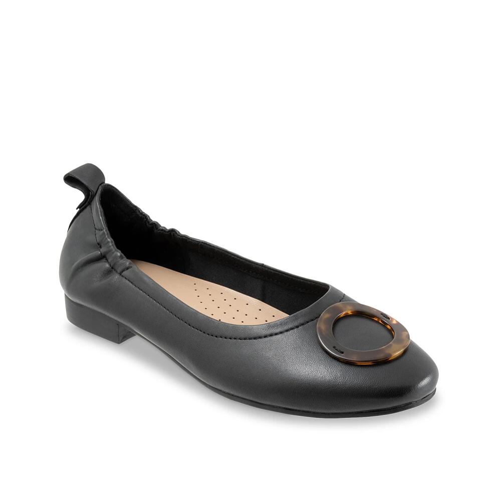 Trotters Gia Ornament Ballet Flat | Women's | Black Cover