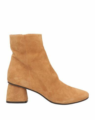 Carmens Woman Ankle boots Camel Leather Cover