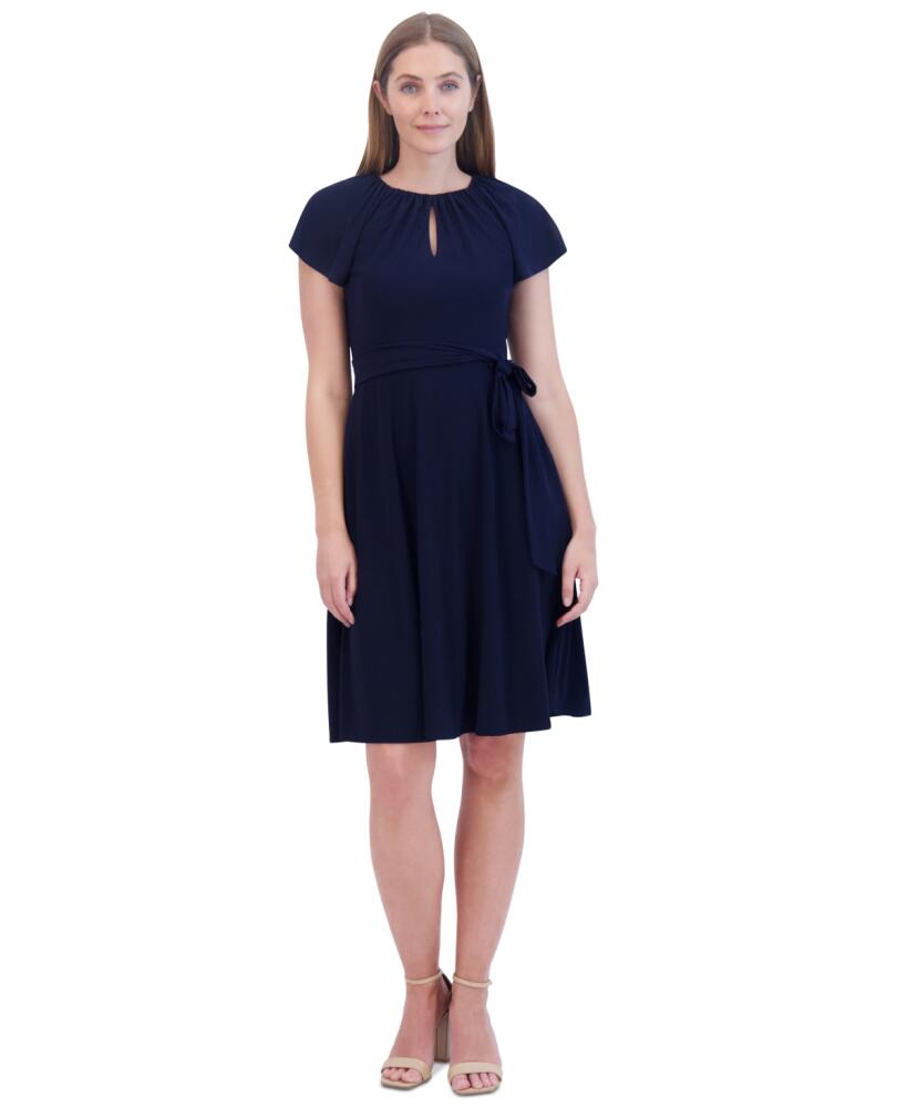 Jessica Howard Petite Keyhole Fit & Flare Dress - Navy Cover