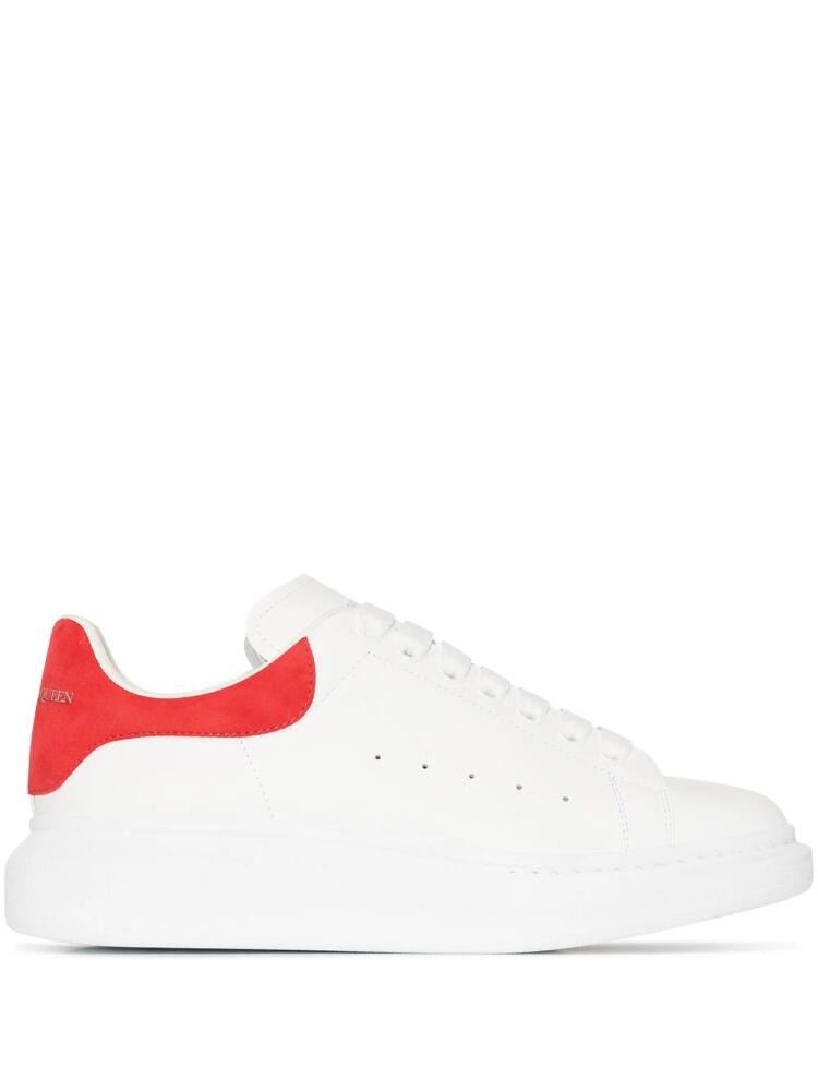 Alexander McQueen Oversized low-top sneakers - White Cover