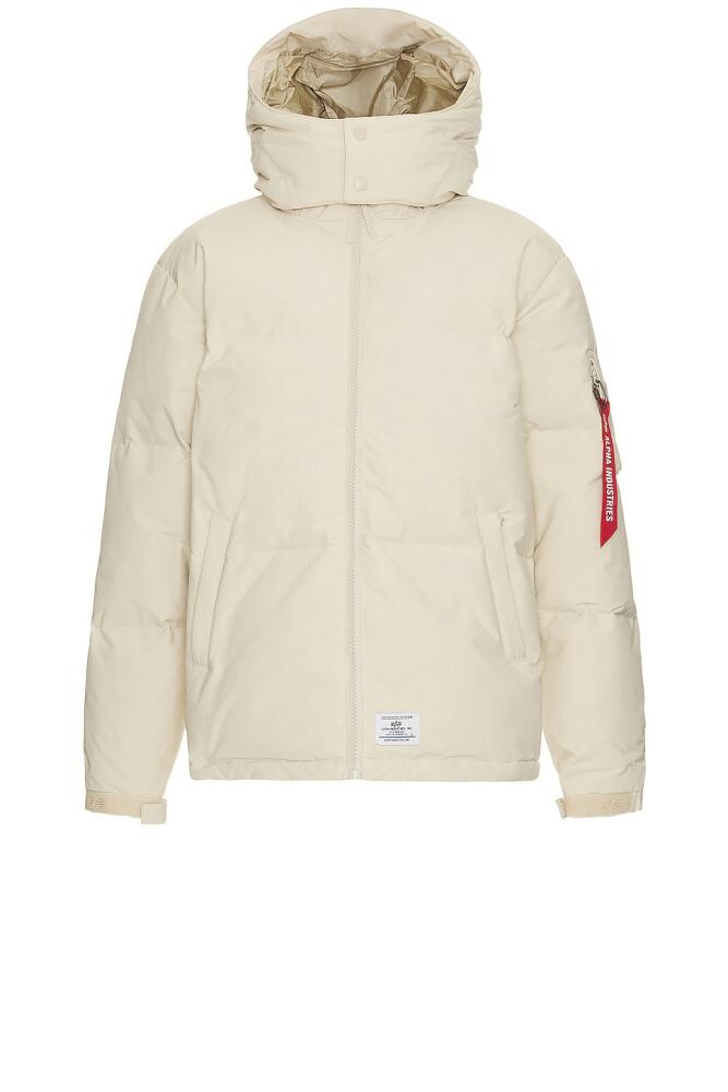 ALPHA INDUSTRIES Puffer Parka in Cream Cover