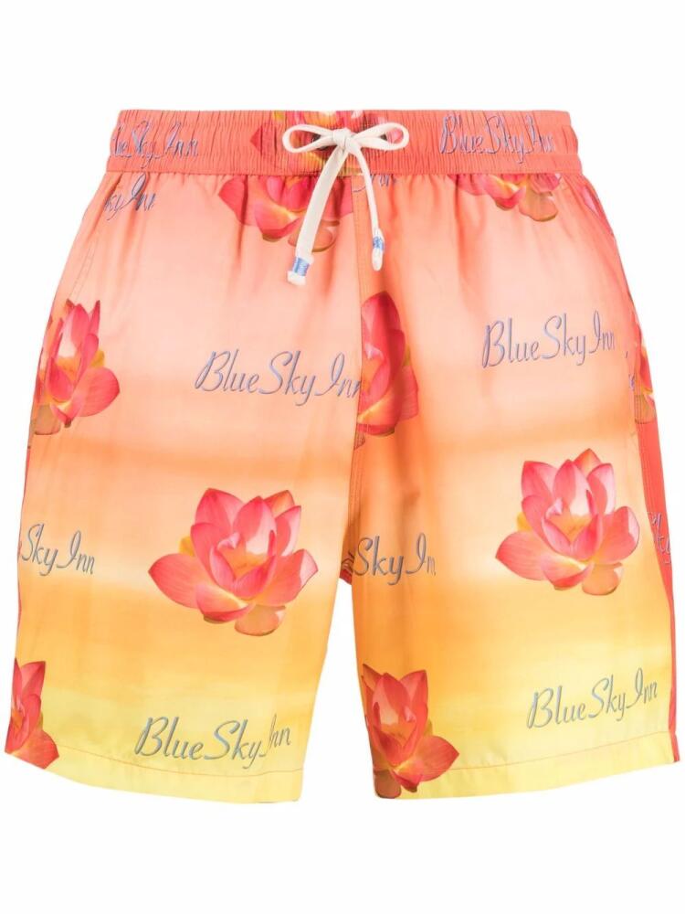 BLUE SKY INN graphic-print swim shorts - Orange Cover