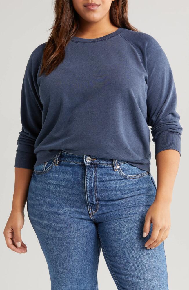 Treasure & Bond Shrunken Crewneck Sweatshirt in Navy Blazer Cover