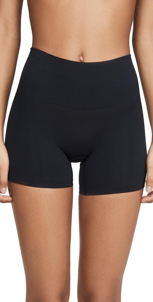 Yummie Seamlessly Shaped Ultralight Nylon Shorts Black Cover