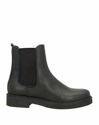 Geneve Woman Ankle boots Black Leather Cover