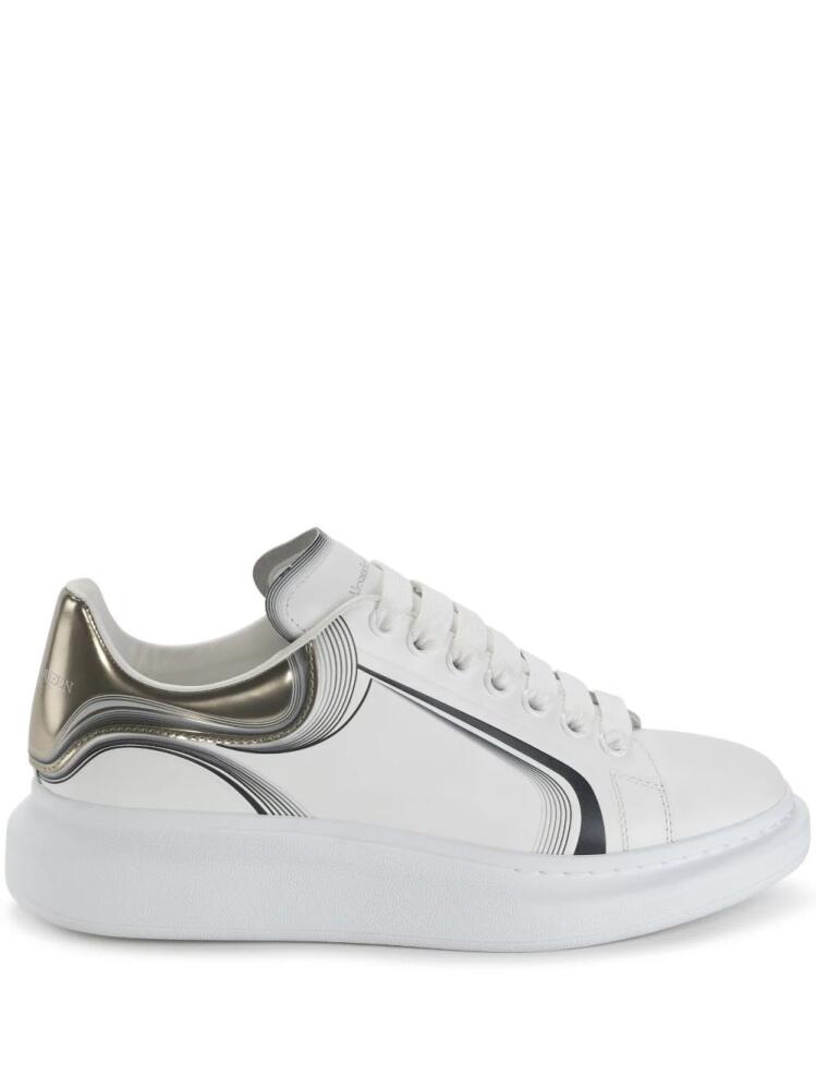 Alexander McQueen Oversized low-top sneakers - White Cover