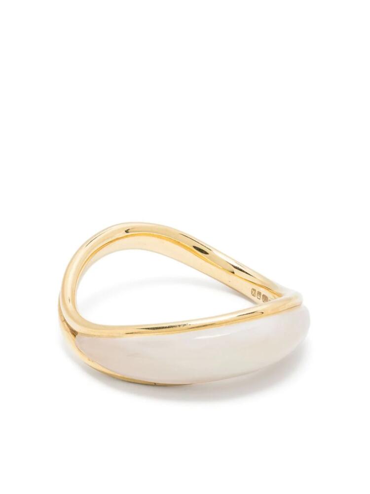 Fernando Jorge 18kt yellow gold Stream Wave mother-of-pearl ring Cover