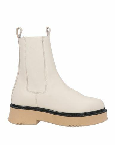 Nila & Nila Woman Ankle boots Ivory Soft Leather Cover