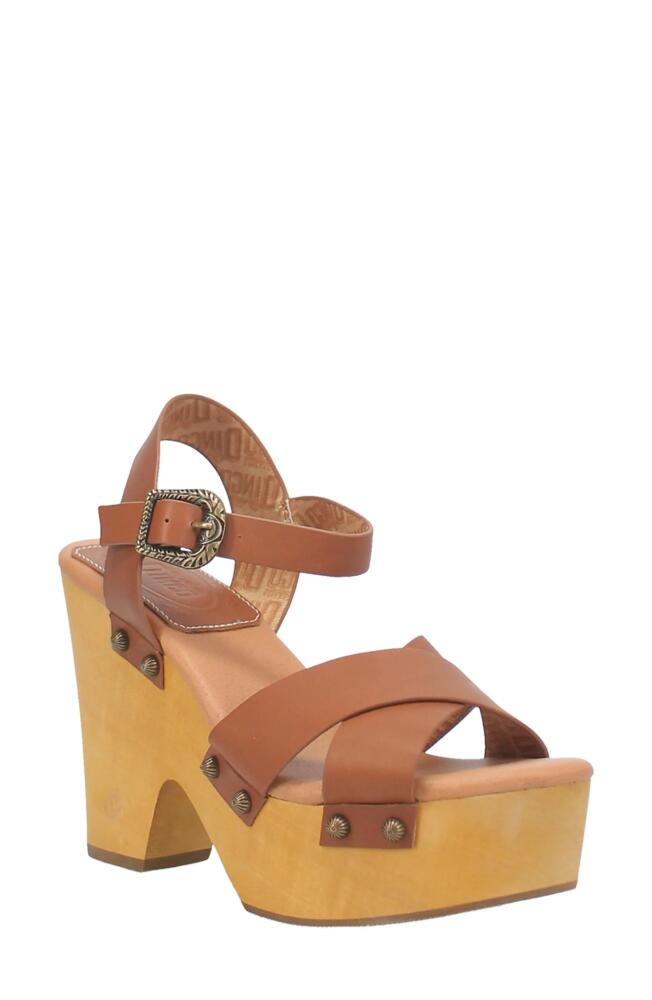 Dingo Woodstock Platform Sandal in Tan Cover