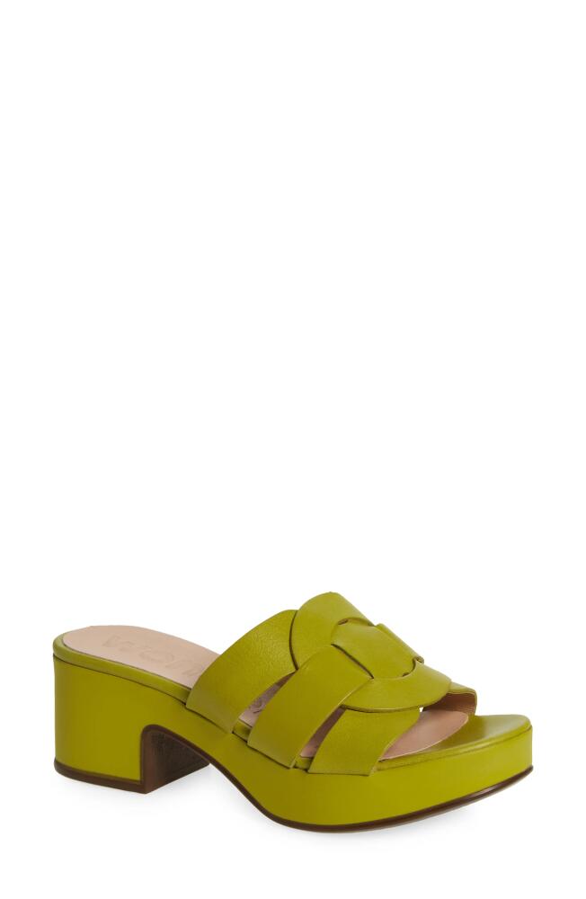 Wonders Block Heel Sandal in Iseo Apple Cover