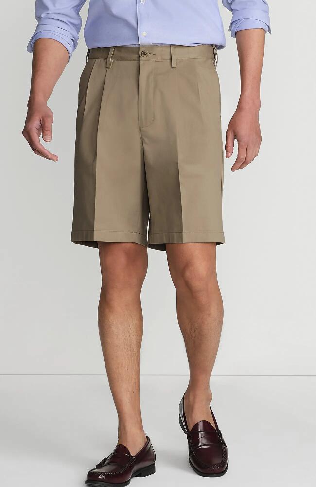 Lands' End Comfort Waist Pleated 9" No Iron Chino Shorts in Khaki Cover