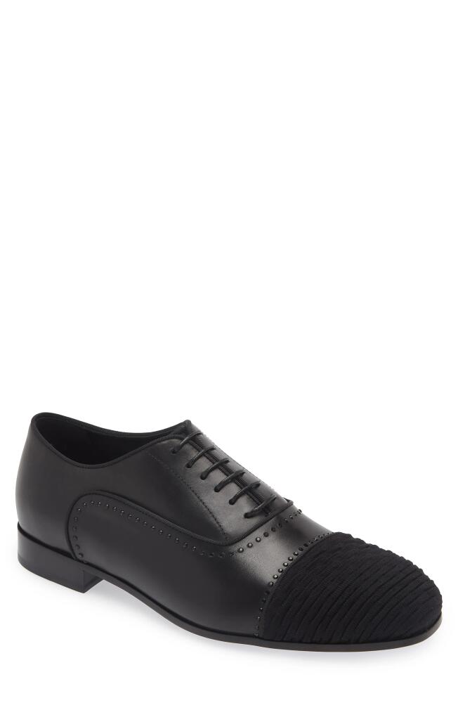 Stuart Weitzman Premiere Party Cap Toe Oxford in Black Cover