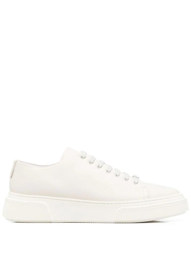 Giorgio Armani lace-up low-top sneakers - White Cover