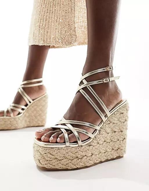 Simmi London Akela strappy espadrille in gold metallic Cover