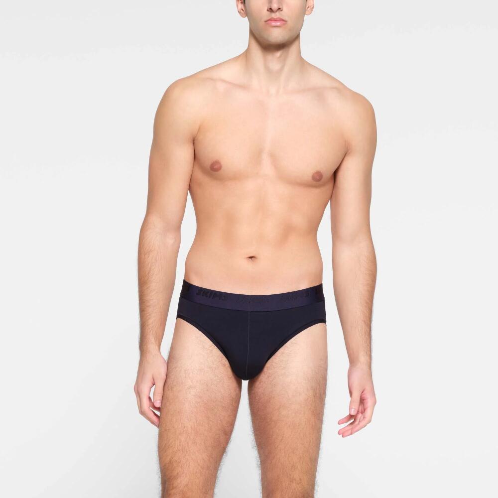 SKIMS Mens Brief | Blue | 5X | SKIMS Stretch Cover