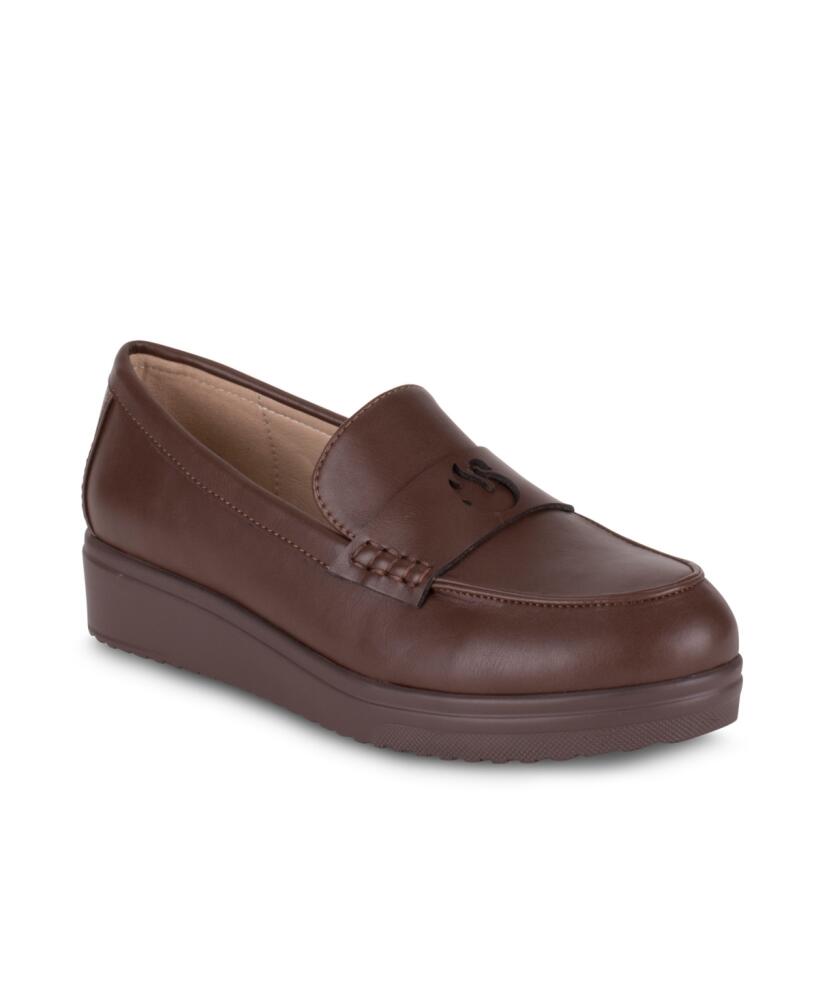 Gloria Vanderbilt Women's Fiona Slip On Loafer - Brown Cover