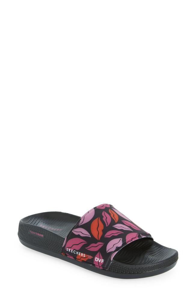 SKECHERS x DVF Hyper Slide Sandal in Black/Multi Cover