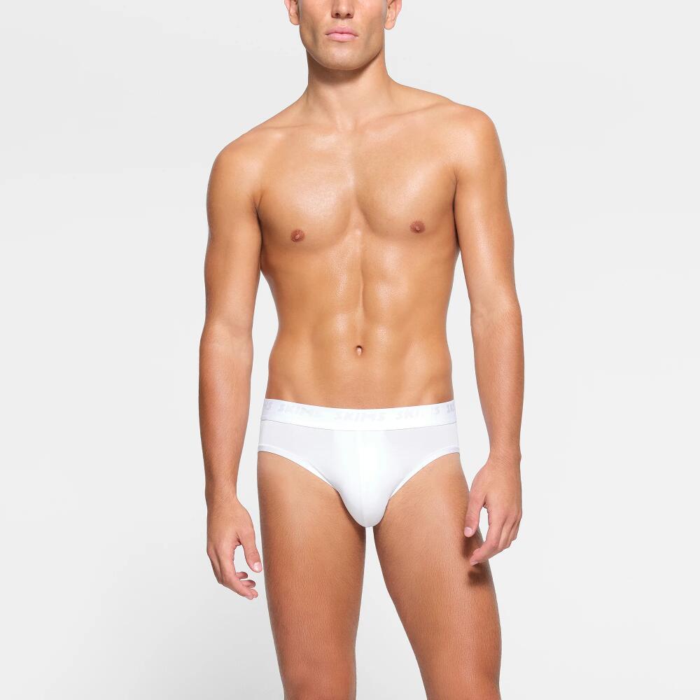 SKIMS Mens Brief | White | XL | SKIMS Stretch Cover