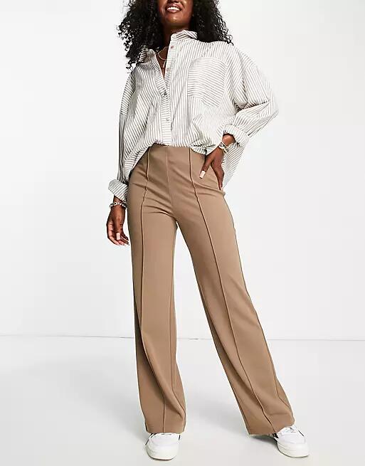 Vero Moda pleat front wide leg pants in camel-Neutral Cover