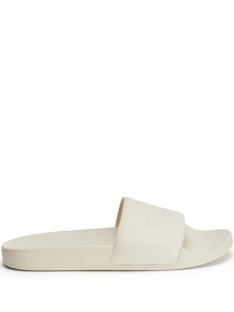 AMI Paris Ami De Coeur slides - White Cover