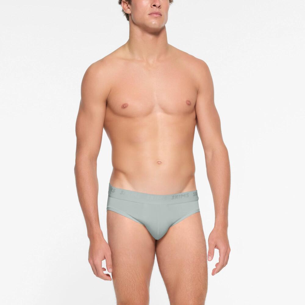 SKIMS Mens Brief | Blue | 2XL | SKIMS Stretch Cover