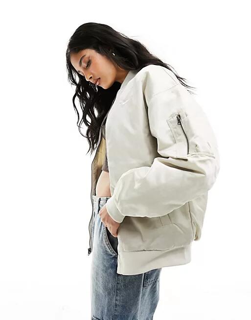 Nike reversible varsity bomber jacket in brown-White Cover