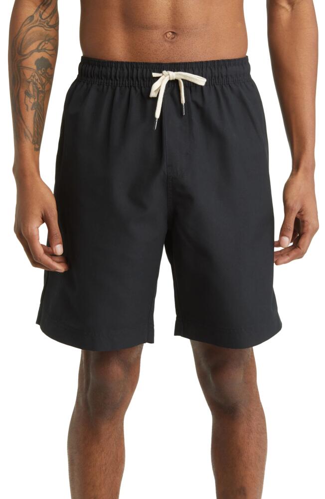 Nordstrom 8-Inch Classic Swim Trunks in Black Cover