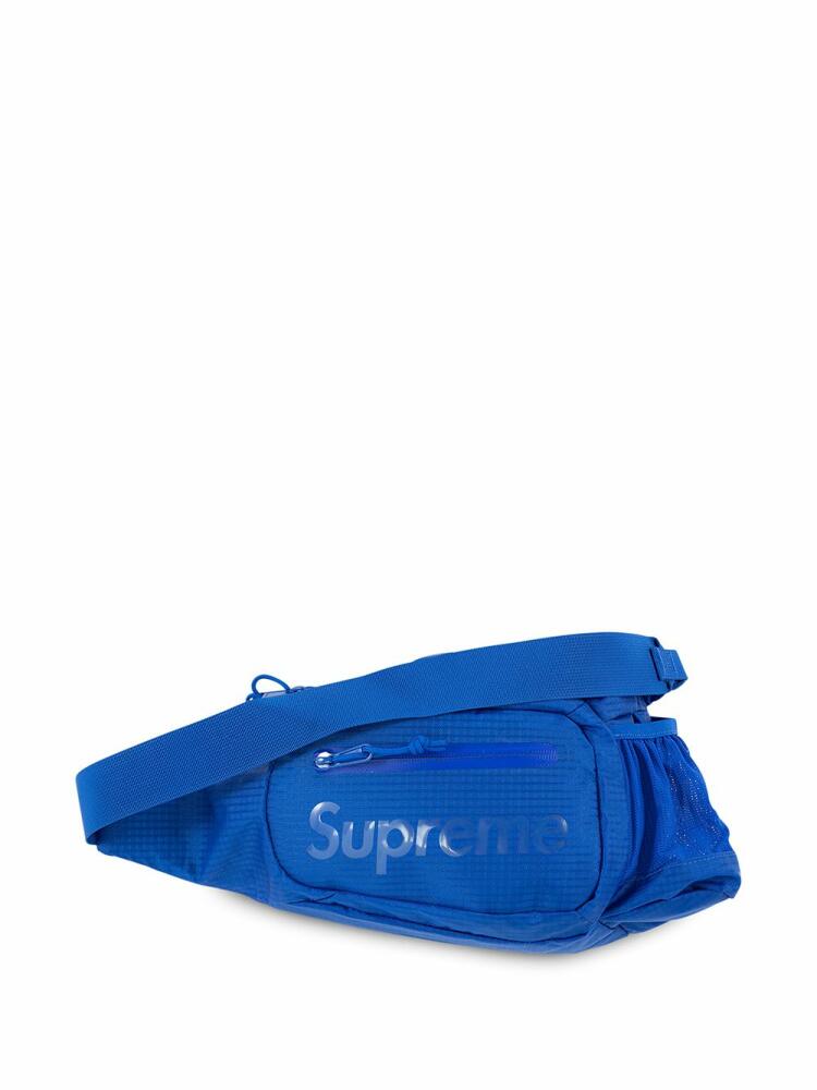 Supreme logo-print sing bag - Blue Cover