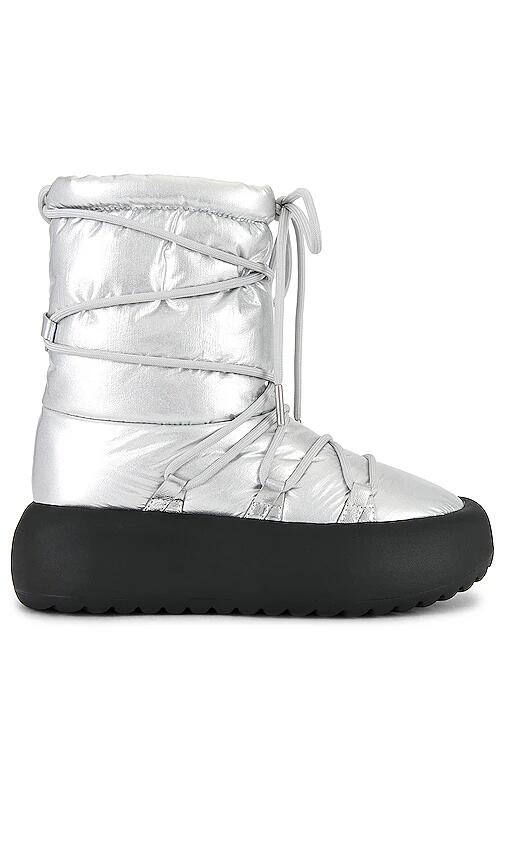 RAYE Tignes Boot in Metallic Silver Cover