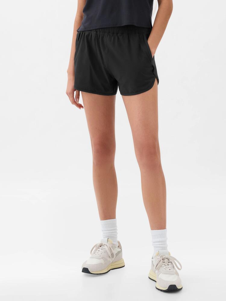 GapFit High Rise Running Shorts Cover