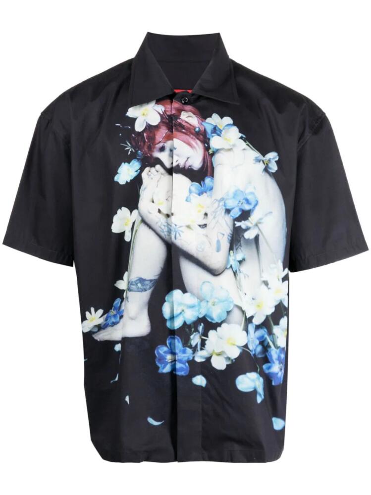 KUSIKOHC photograph-print short-sleeve shirt - Black Cover