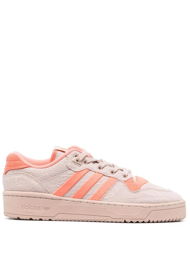 adidas Rivalry low-top sneakers - Neutrals Cover