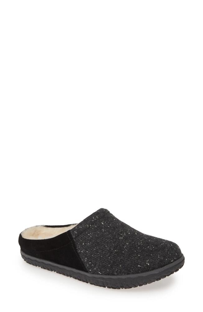 Minnetonka Tahoe Slipper in Black Cover