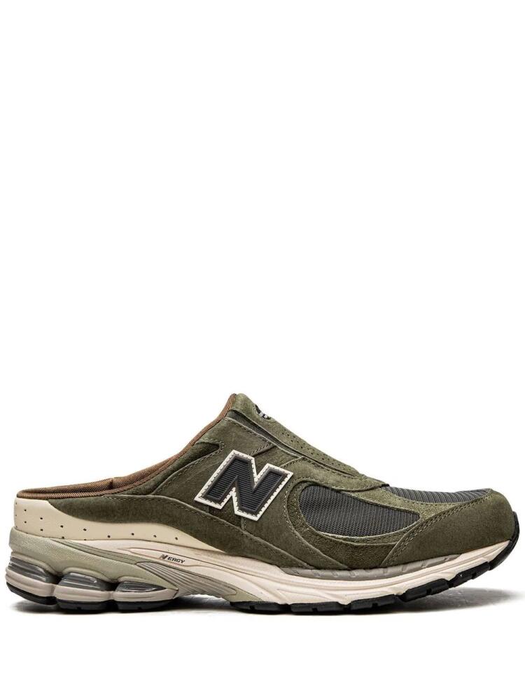 New Balance x SNS 2002R sneaker mules - Green Cover