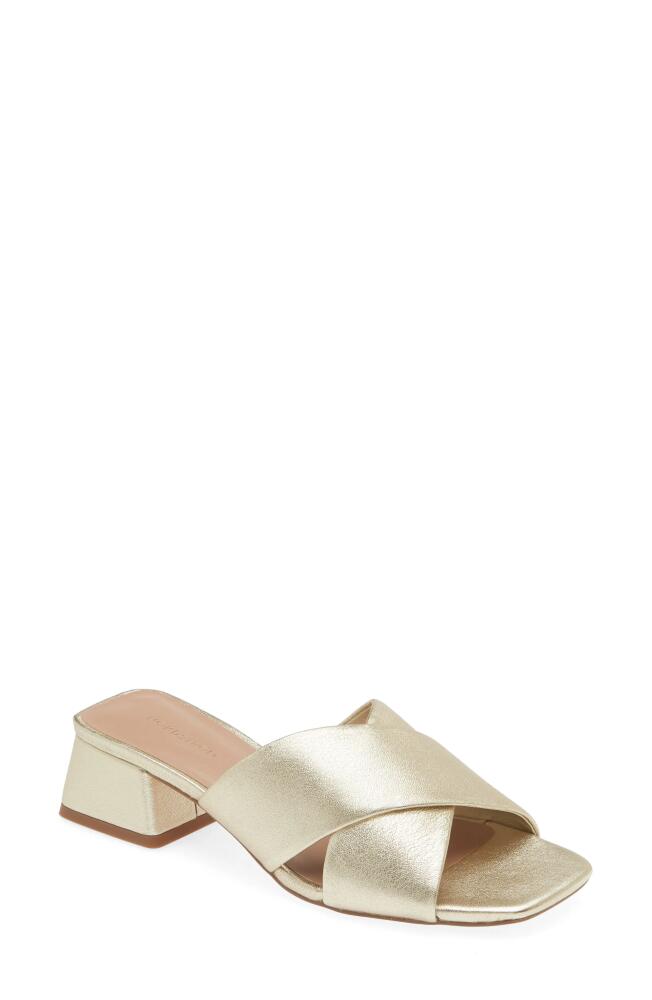 Nordstrom Bayla Sandal in Gold Metallic Cover