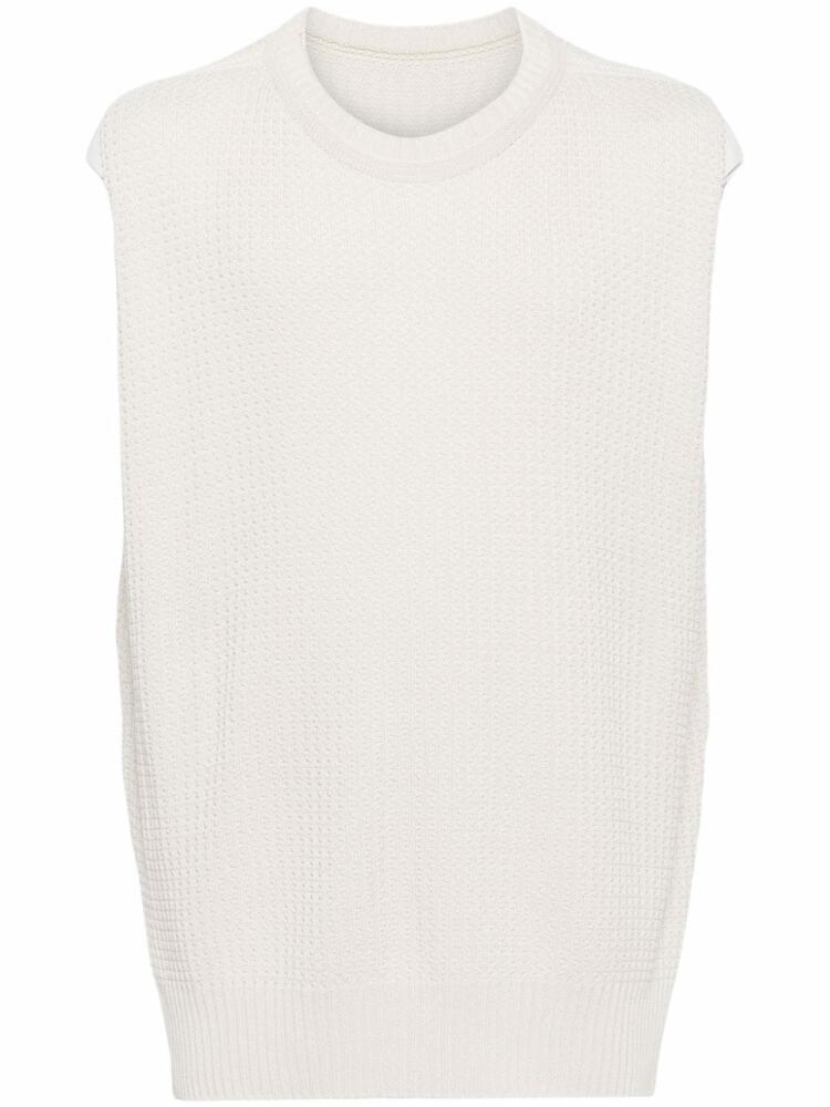 Homme Plissé Issey Miyake sleeveless cotton jumper - White Cover