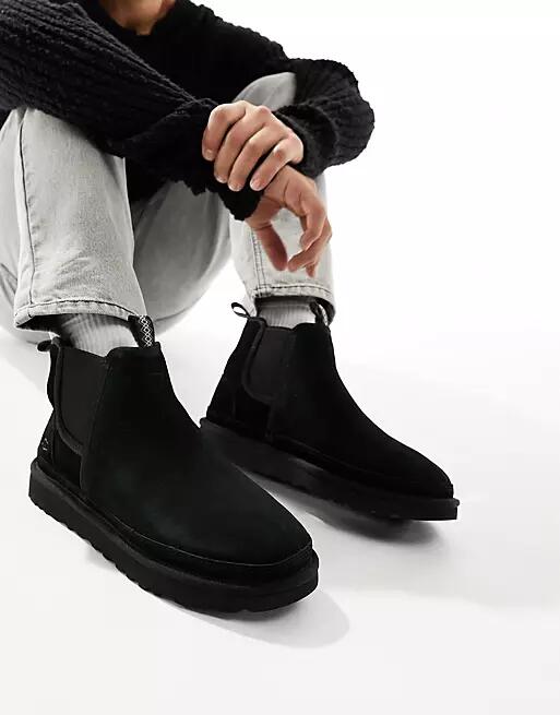 UGG Neumel chelsea boots in black Cover