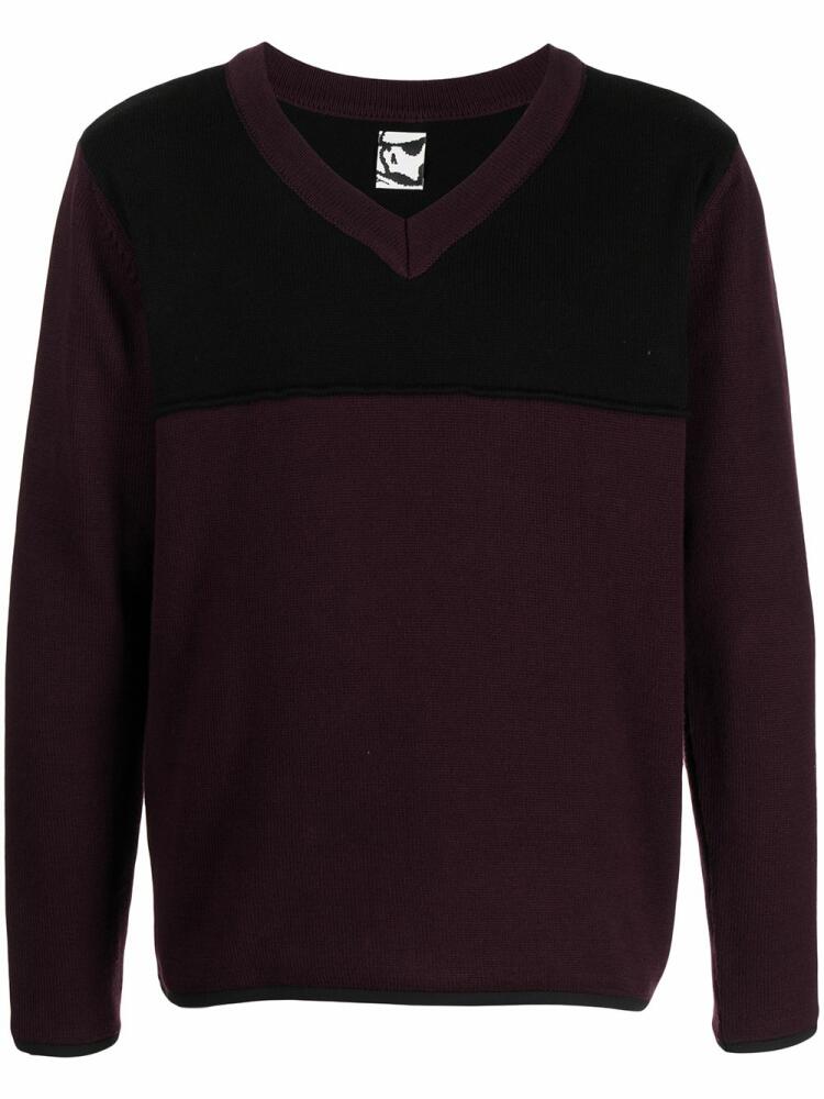 GR10K v-neck knit jumper - Purple Cover