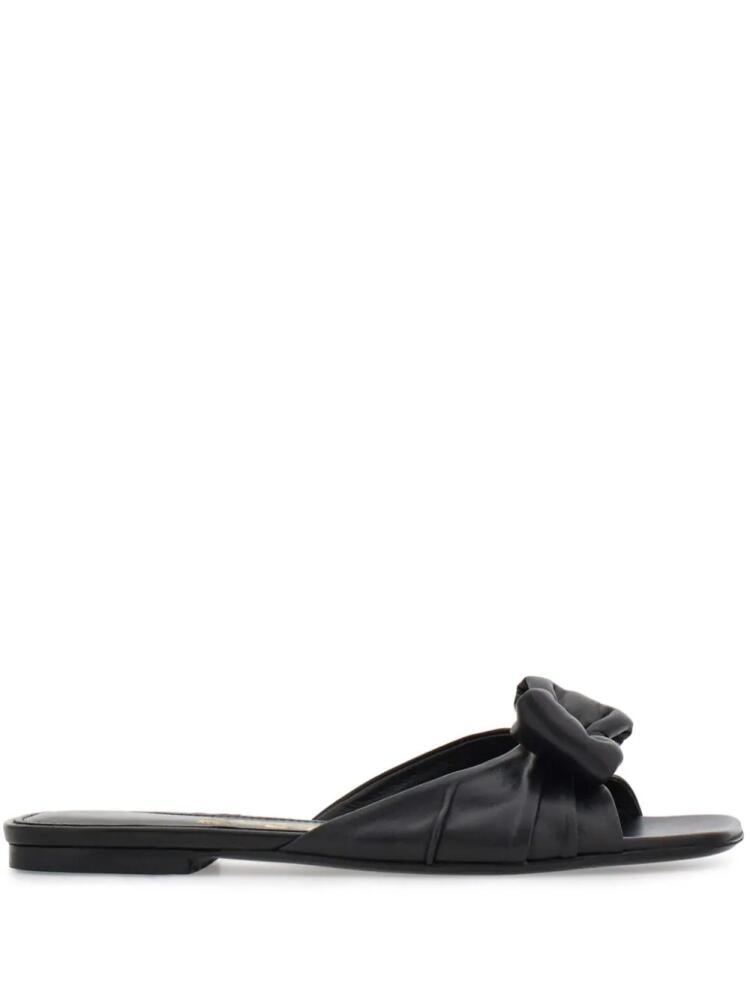 Ferragamo Vara padded bow-detail slides - Black Cover