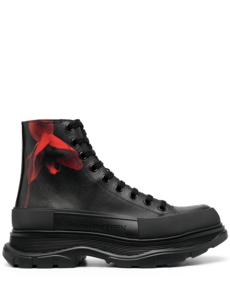 Alexander McQueen logo-debossed leather boots - Black Cover