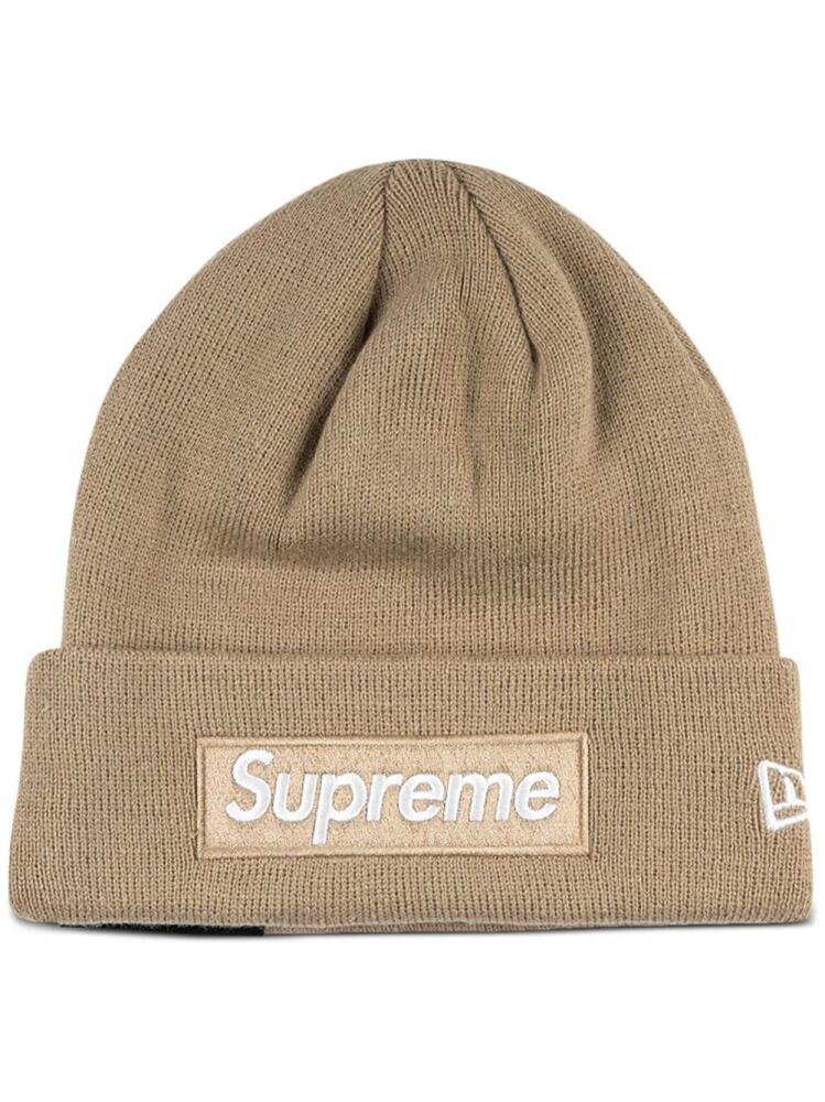 Supreme x New Era Box Logo beanie - Neutrals Cover