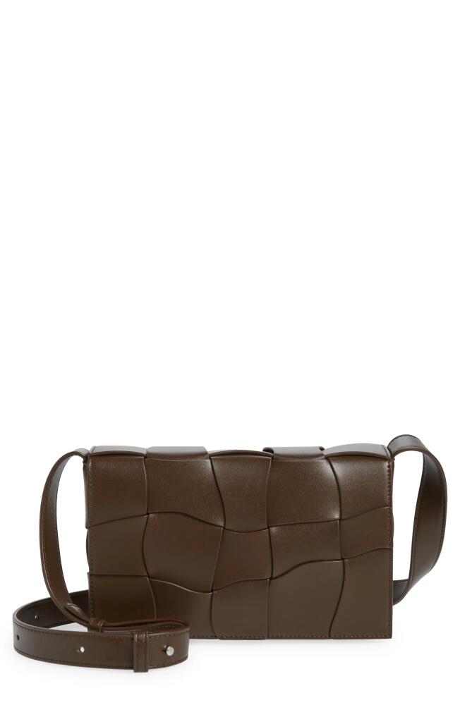 Bottega Veneta Medium Cassette Wavy Intrecciato Leather Crossbody Bag in 2017 Light Brown-Silver Cover