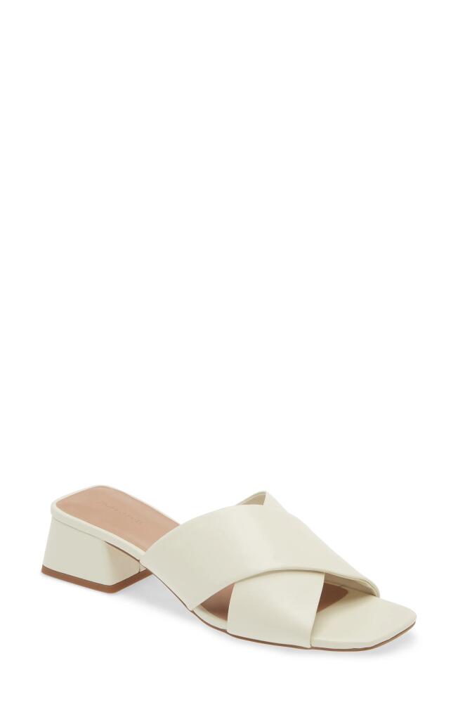 Nordstrom Bayla Sandal in Ivory Vanilla Cover