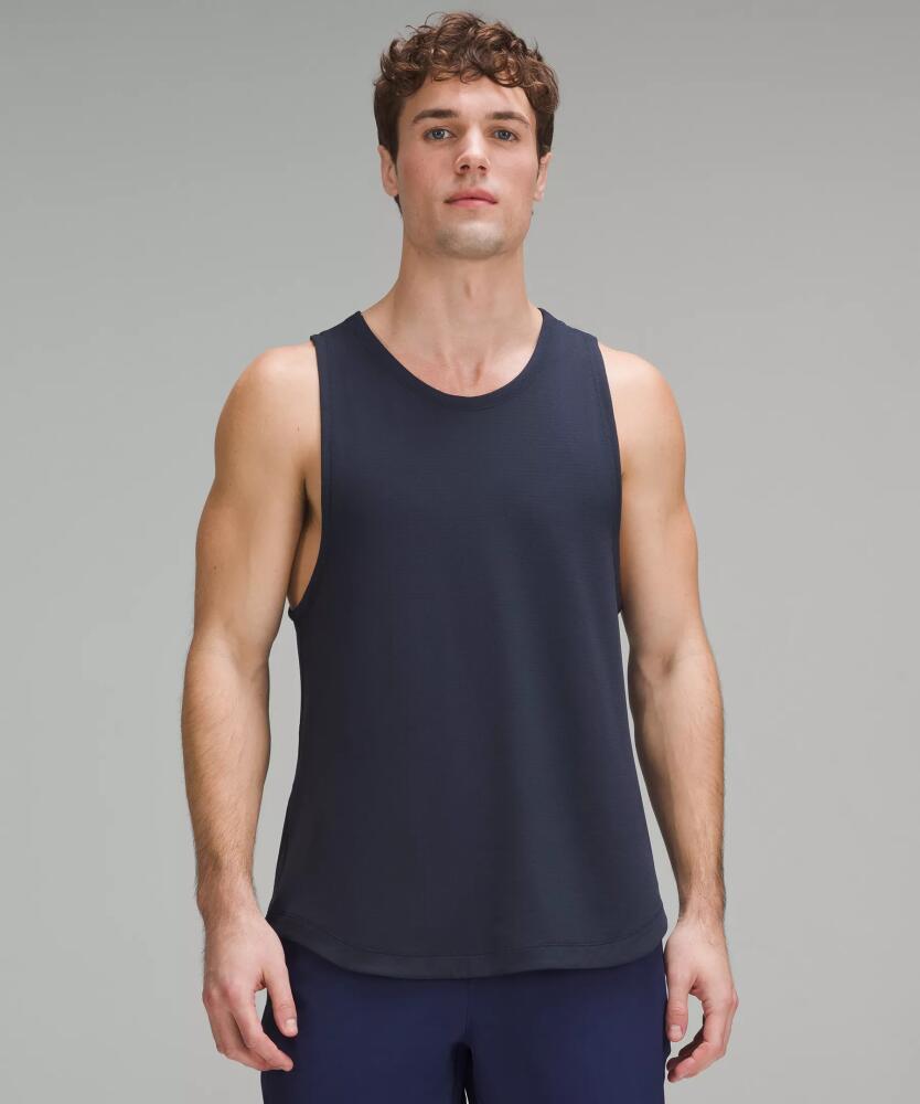 lululemon License to Train Tank Top Cover