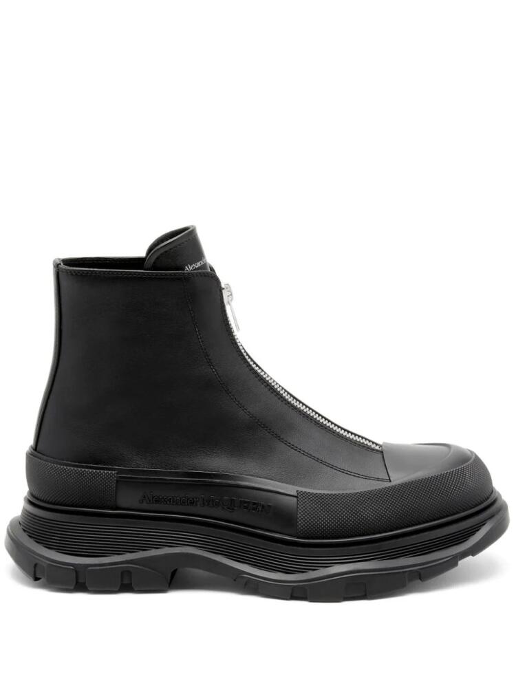 Alexander McQueen Tread Slick ankle boots - Black Cover