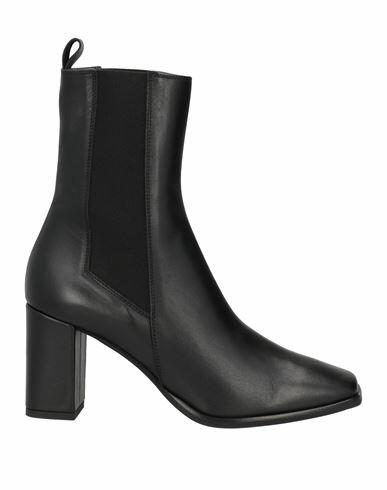 Janet & Janet Woman Ankle boots Black Leather, Elastic fibres Cover