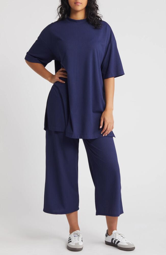 Dressed in Lala Lex Rib Oversize T-Shirt & High Waist Crop Pants in Midnight Blue Cover