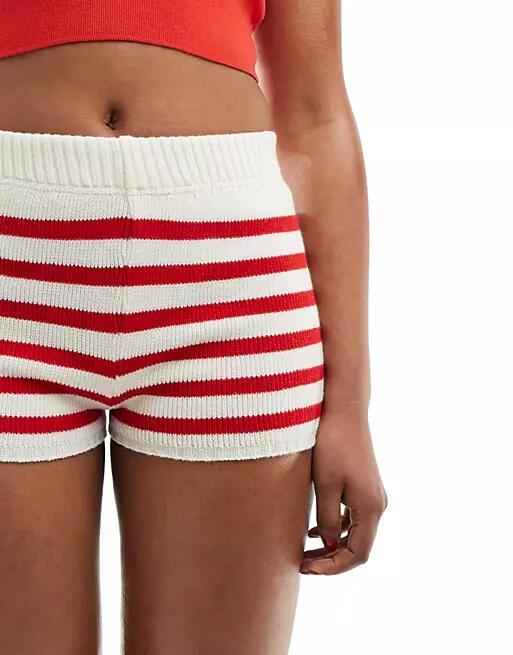 Kaiia knitted shorts in cream and red stripe-White Cover