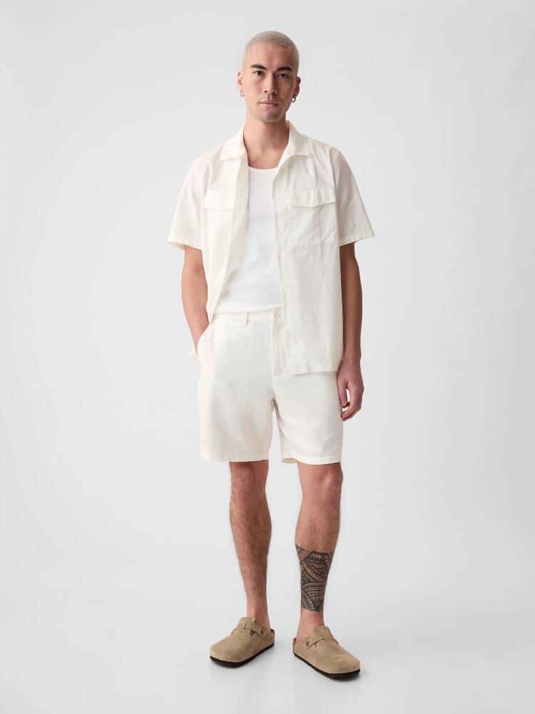 Gap 8" Linen-Cotton Shorts Cover