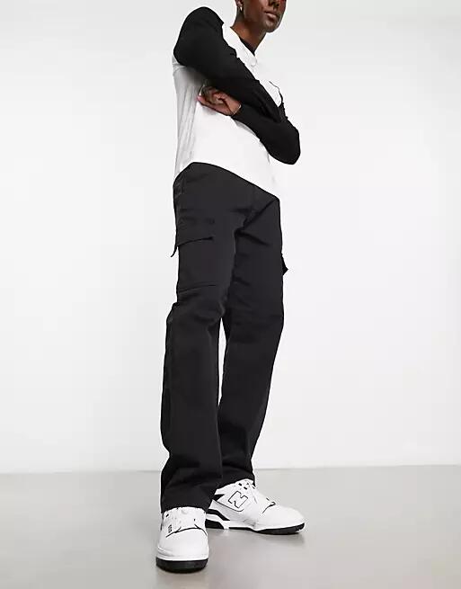 ONLY & SONS Edge straight fit cargo pants in black Cover